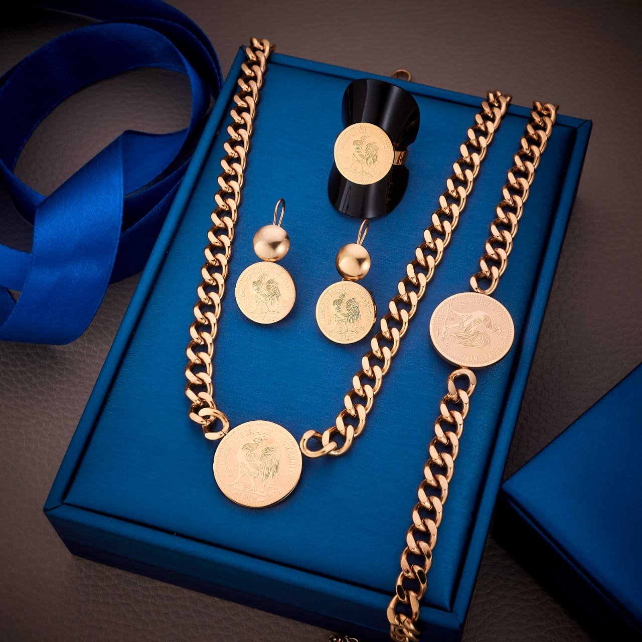 أنصومبل عصري